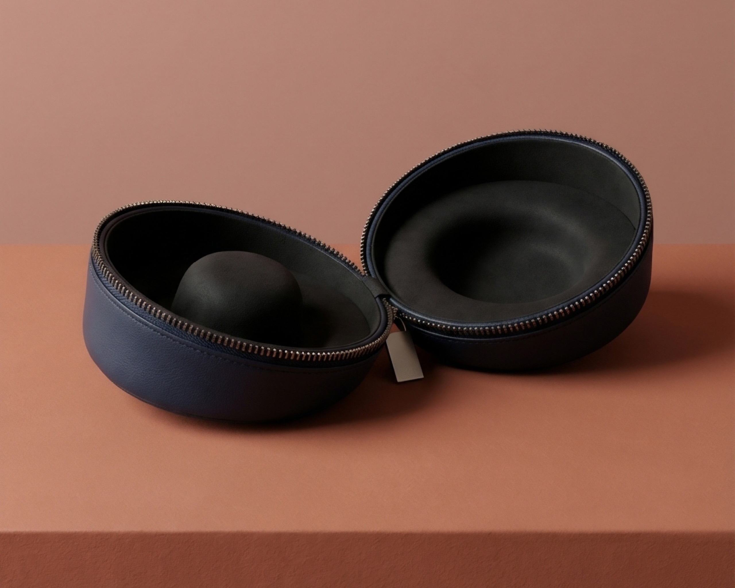Watch pouch